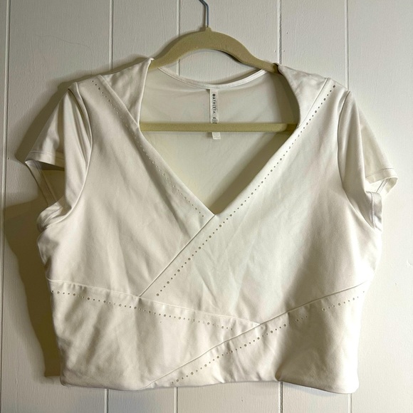 ATHLETA White cropped top size XL - Picture 1 of 4